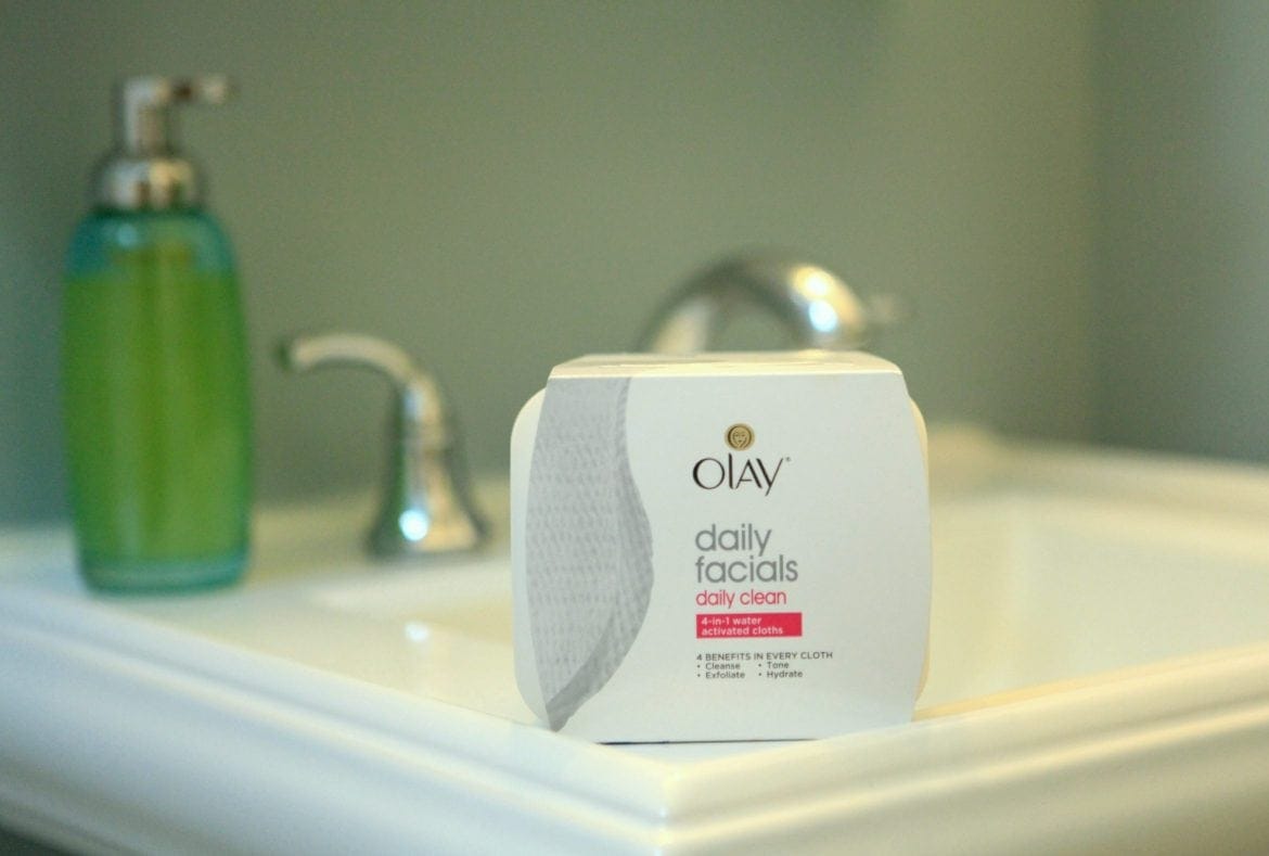 a-better-clean-for-your-face-with-olay-daily-facials-sponsored