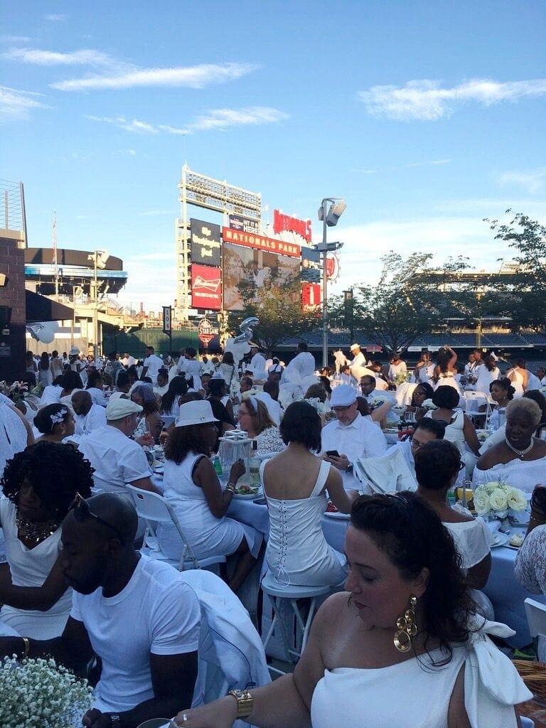 Diner en Blanc 2018 DC Nationals Park