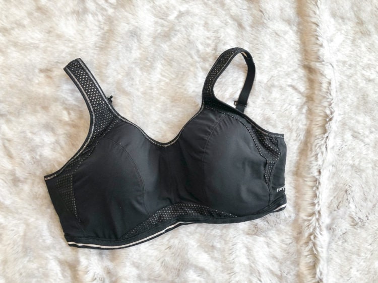 Holy SPANX! A Strapless Bra I DON'T Hate?! – Life Sucks In A