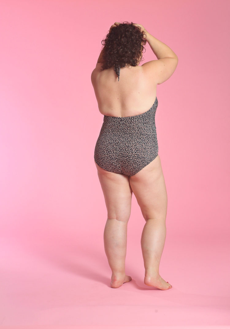 Swimsuits for Large Busts: 2019 Reviews - Wardrobe Oxygen