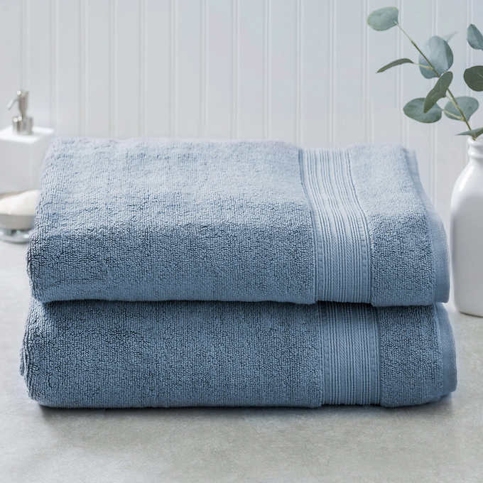Liz Claiborne Signature Plush Logo Bath Towel | Blue | One Size | Bath Towels Washcloths | Reversible