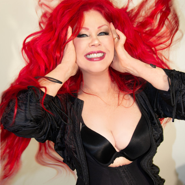  Kate Pierson