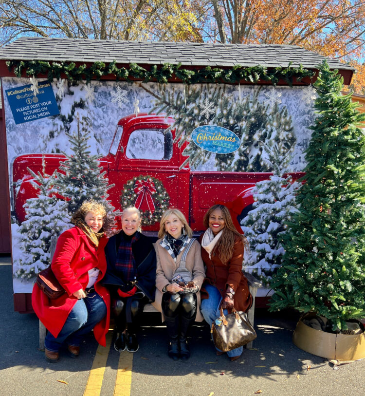 visiting the williamsburg virginia christmas market in december