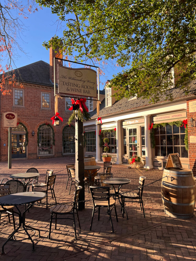 williamsburg winery tasting room and wine bar in merchants square